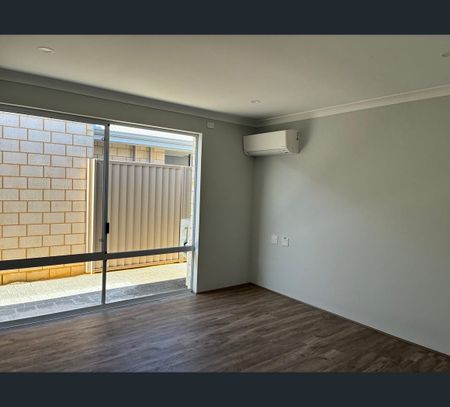 39 Ainsworth crescent, Mandogalup, WA 6167 - Photo 4