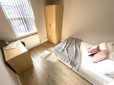 Romer Road, L6 - Photo 3