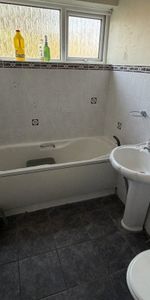 Cliftonville Court - Photo 4