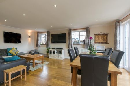 4 bedroom detached bungalow to rent - Photo 4