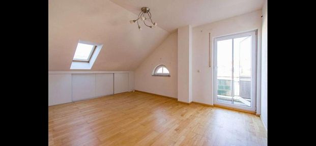 Schöne und helle 4-Zimmer Dachgeschosswohnung in Wolfratshausen - Foto 1