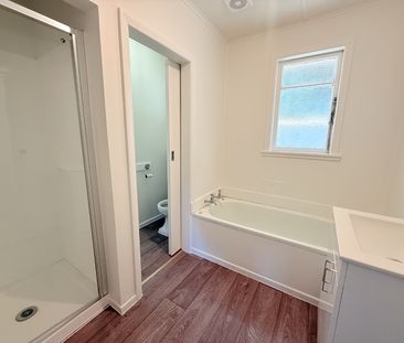 16 Sunny Grove, Wainuiomata - Photo 5