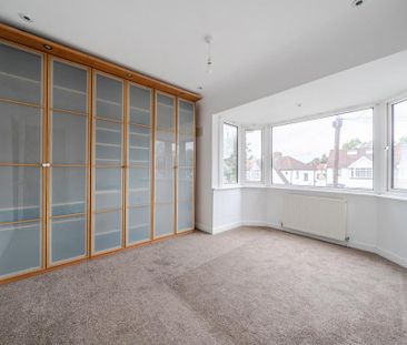 3 bedroom terraced house to rent - Photo 4