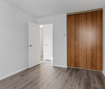 1591 Lycée Place, Faircrest, Ottawa, ON - Photo 1