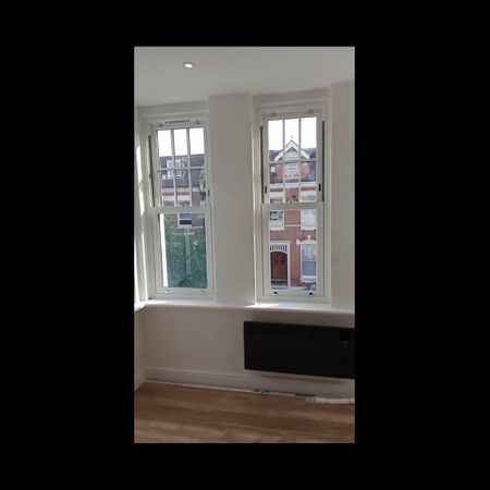 1 Bed Flat, Clairmont Gardens, TW6 - Photo 3