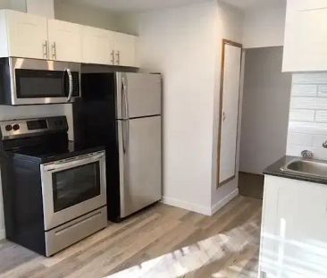 Mount Pleasant / 3 Bdrm House | 3302 - 3rd Street N.W., Calgary - Photo 1