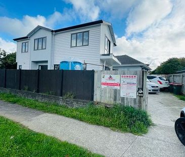 Modern 4BR Brand new Home in Papatoetoe! - Photo 1