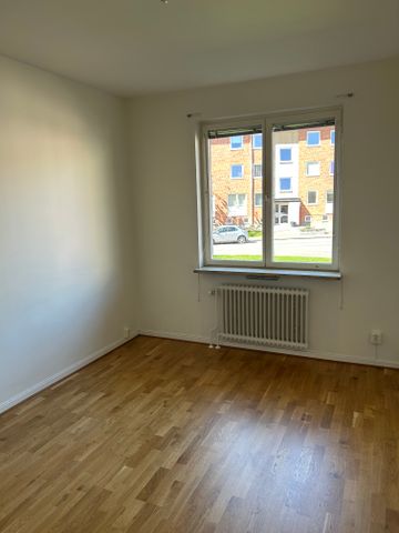 Bokvägen, Kristianstad - Photo 3