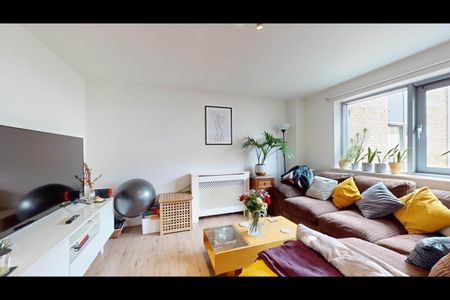 2 Bed Flat, Balham High Road, SW17 - Photo 2