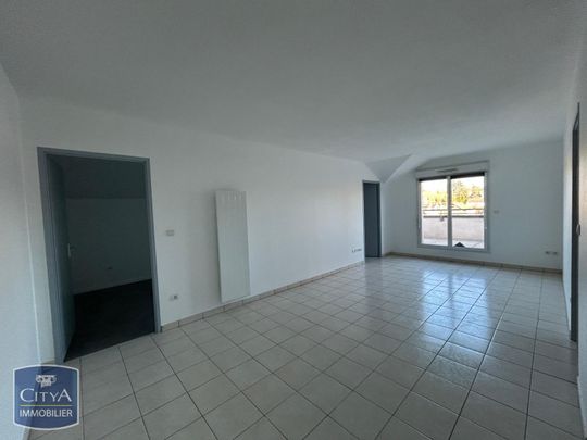 Location Appartement 4 pièces 79m² ROYE 80700 - Photo 1