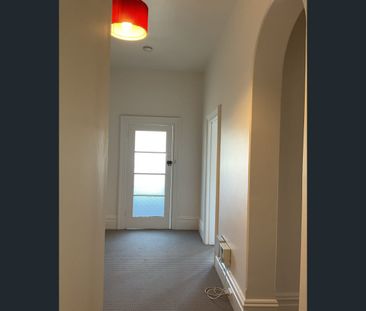 3/2 Ashfield Street, Sandy Bay, Tas 7005 - Photo 4