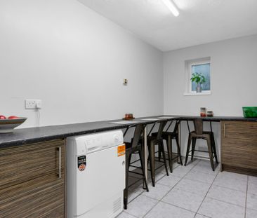 GARDEN FLAT, 246 VINERY ROAD Leeds - LS4 2LA - Photo 5