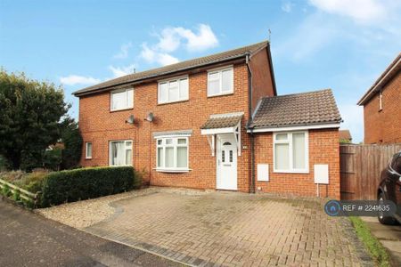 1 bedroom in a house share to rent - Photo 5