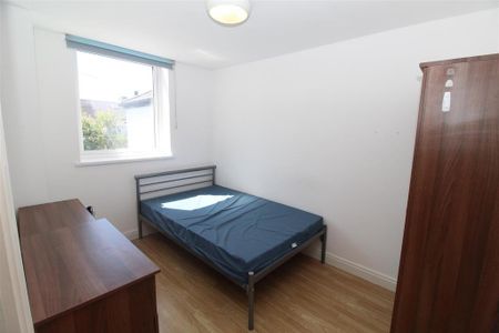 7 bedroom house to rent - Photo 2