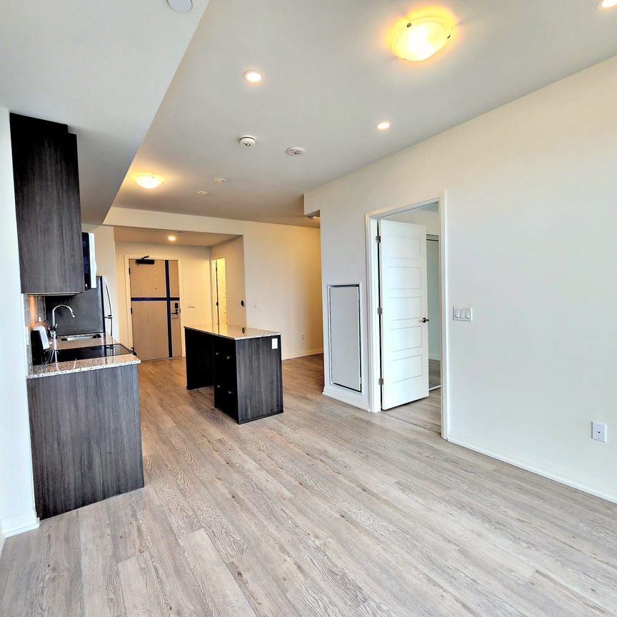 For Lease - 3006 William Cutmore Boulevard Unit# 903, Oakville, Ontario - Photo 1