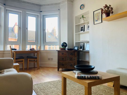 Skirving Street, Bright 1 Bed Furnished Apartment, Shawlands – Available 10/01/2025 - Photo 1