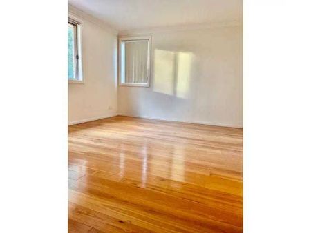 “Baulkham Hill 3 Bedroom house - Matthew Pearce Catchment” - Photo 5