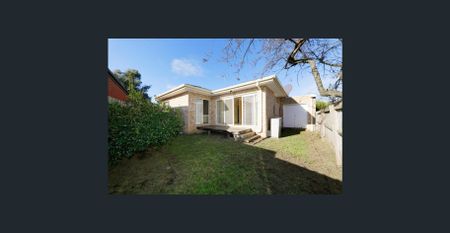 Modern & Low-Maintenance 3-Bedroom Home in Prime Glen Waverley Location - Photo 5