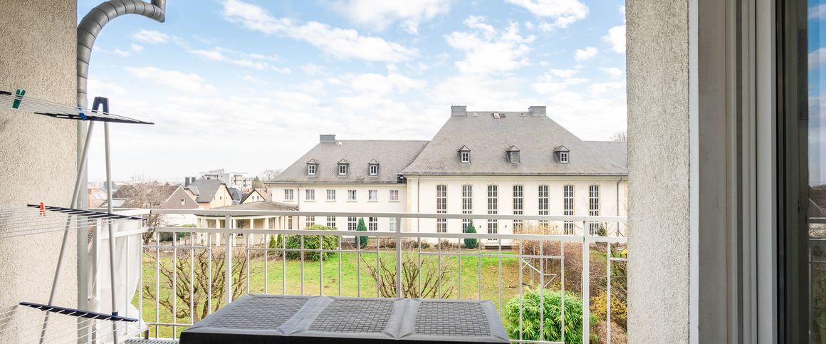 Schicke 2 Zimmer Wohnung mit zwei Balkonen, Fahrstuhl und Tiefgarage im schönen Bielefeld Sieker - Photo 1