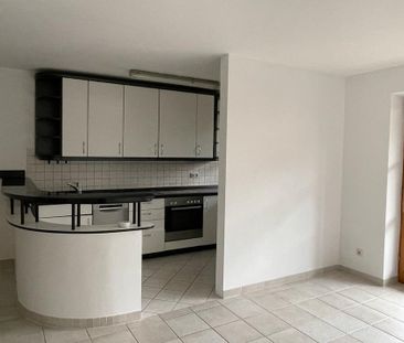 3 Zimmerwohnung mit Terrasse, Garten , Gartenhütte und Tiefgarage - Photo 1