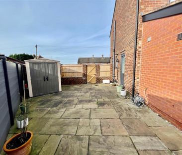 3 Bedroom Semi Detached To Let - Photo 5