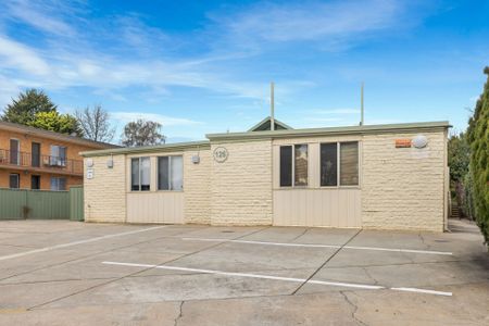 3/126 Henderson Road, Queanbeyan - Photo 4