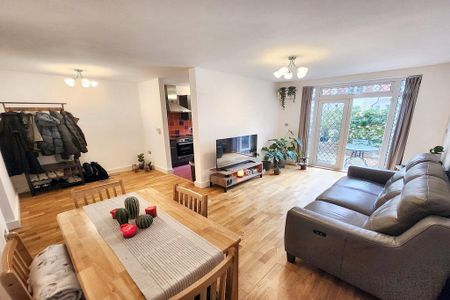 1 bedroom apartment to rent - Photo 2