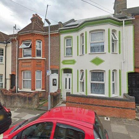 Studio Flat, Lyndhurst Road, LU1 - Photo 4