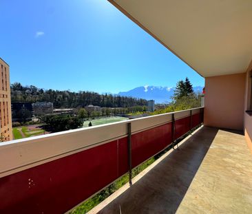 CDD jusqu'au 31.01.2027 - Appartement de 2 pièces avec balcon - Foto 2