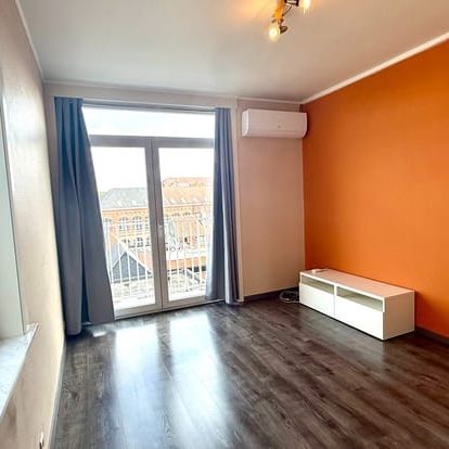 Appartement te huur - foto 1