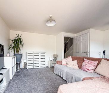 3 bedroom detached house to rent - Photo 5