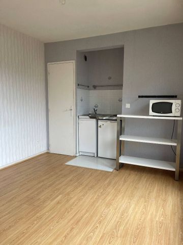 Beau studio en location de 19,45m², situé rampe Cauchoise à Rouen, 450€ charges comprises - Photo 3