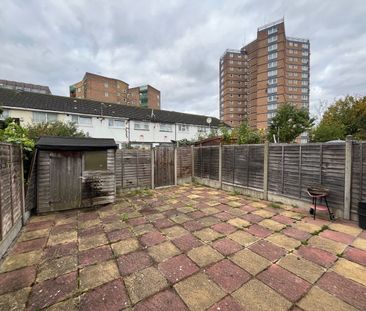 4 Bed Terraced House, Cleves Road, E6 - Photo 6