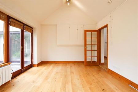 4 bedroom detached house to rent - Photo 5