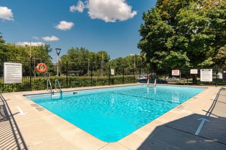 Notch Hill Apartments - Photo 2