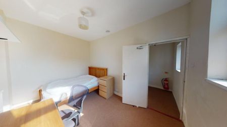 4 bedroom house to rent - Photo 4