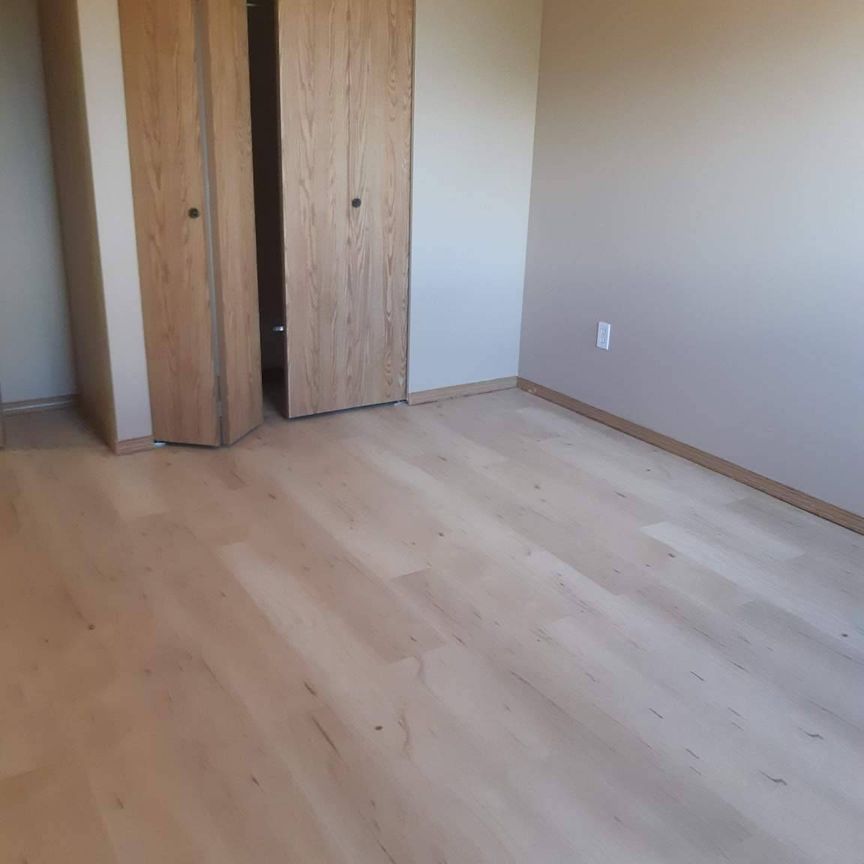 Parkdale Terrace - Photo 1