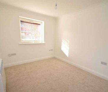 Freemantle, SO15 - Photo 5