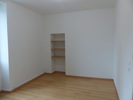 A LOUER APPARTEMENT TRELAZE - Photo 4