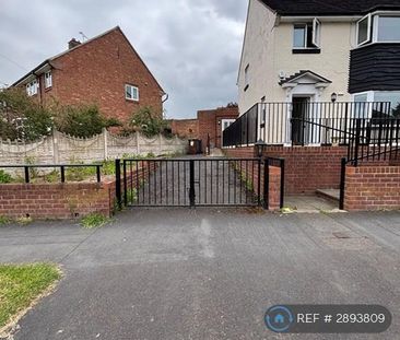 3 bedroom semi-detached house to rent - Photo 6