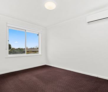 4/97 Gooch Street, Thornbury VIC 3071 - Photo 2