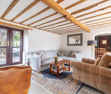 4 bedroom barn conversion to rent - Photo 3