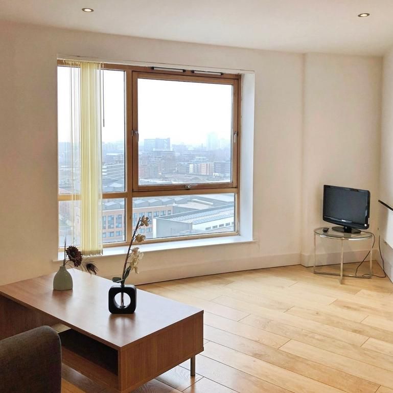 2 bedroom flat to rent - Photo 1