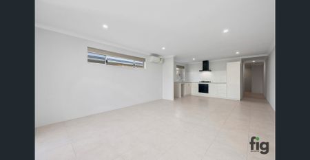 FRESH, MODERN AND READY TO MOVE IN NOW - Photo 2