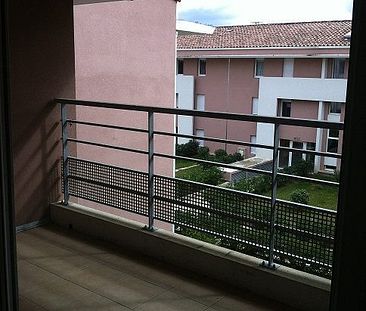 T3 AVEC BALCON + PARKING - Photo 2