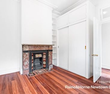 Oasis of charm offering 3 beds plus separate studio - Photo 3