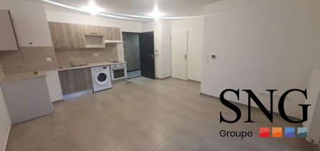 T2 AVEC LOGGIA ET PARKING - Photo 4