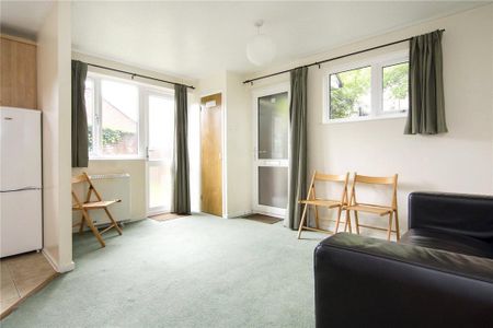 1 bedroom end of terrace house to rent - Photo 4