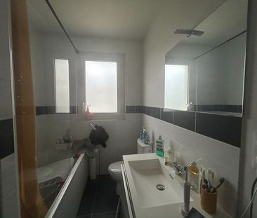 Location Appartement 3 pièces 69m² - Photo 5