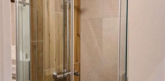 De inchiriat garoniera in zona Titan - Fotografie 2